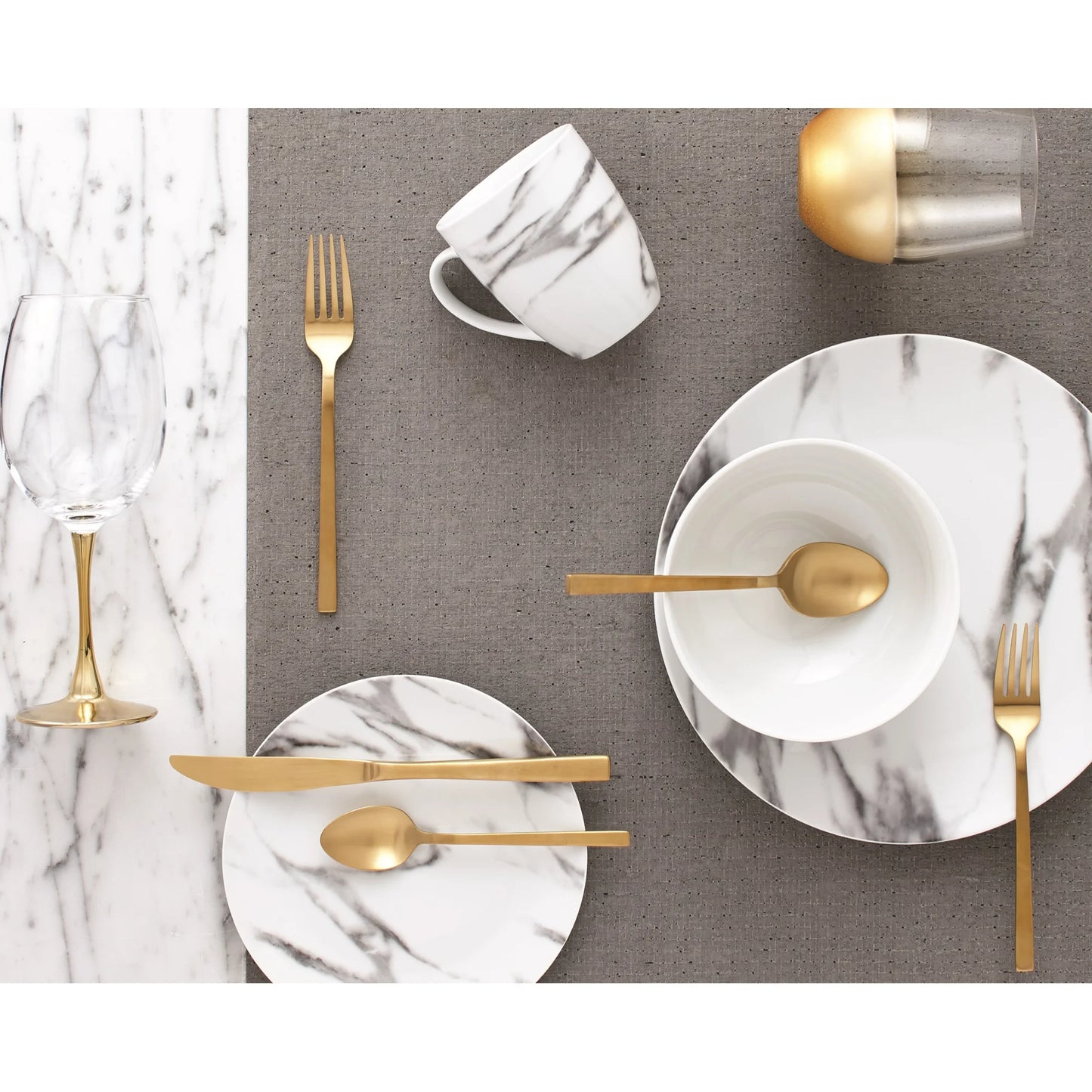 16-Piece Coupe Dinnerware Set, White, Marble